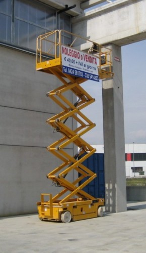 Plataforma usado modelo Compact 12 - Plastin Gold